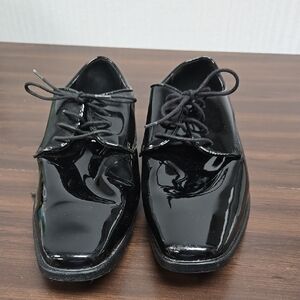 Joseph Abboud Size 9.5 Black Patent Faux Leather Dress Shoes